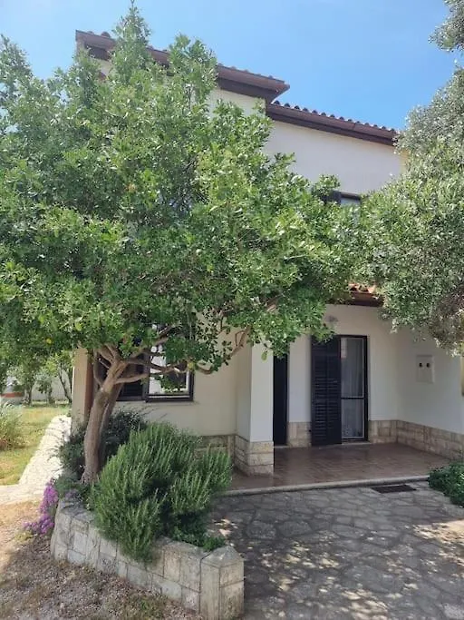 Holiday House - Cape Kamenjak Villa Premantura